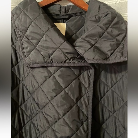 H & M Long Black Quilted Winter Coat - Picture 3 of 4